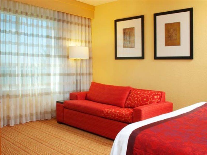 Courtyard By Marriott Fort Lauderdale Weston Exterior photo