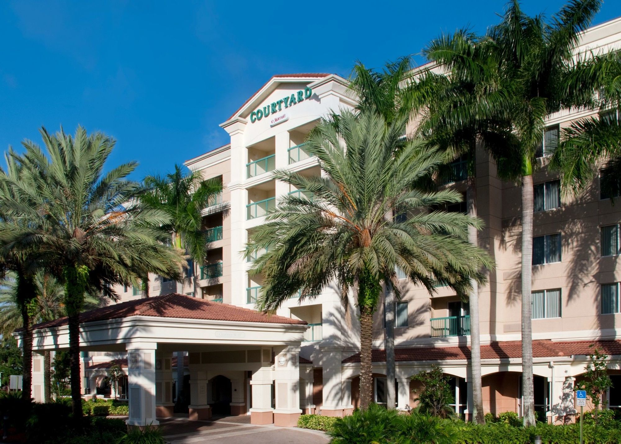 Courtyard By Marriott Fort Lauderdale Weston Exterior photo