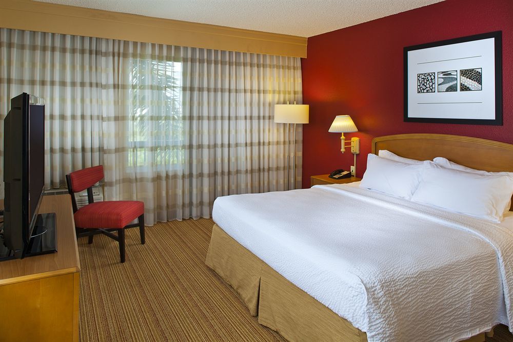 Courtyard By Marriott Fort Lauderdale Weston Exterior photo